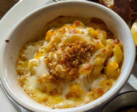 Lion Bridge Brewing Co signature dishes Smokey the Bandit
Mac n' Cheese
Classic Pepperoni